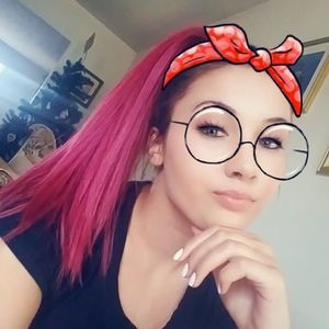 Meet your Posher, Tori